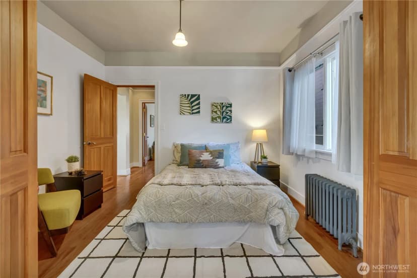 Property photo for 2204 3rd Avenue W, Seattle photo 12