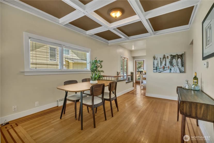 Property photo for 2204 3rd Avenue W, Seattle photo 6