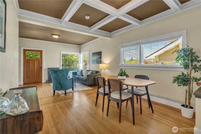 Property photo for 2204 3rd Avenue W, Seattle photo 2
