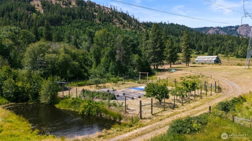 Property photo for 601 Kretschman, Cle Elum photo 23