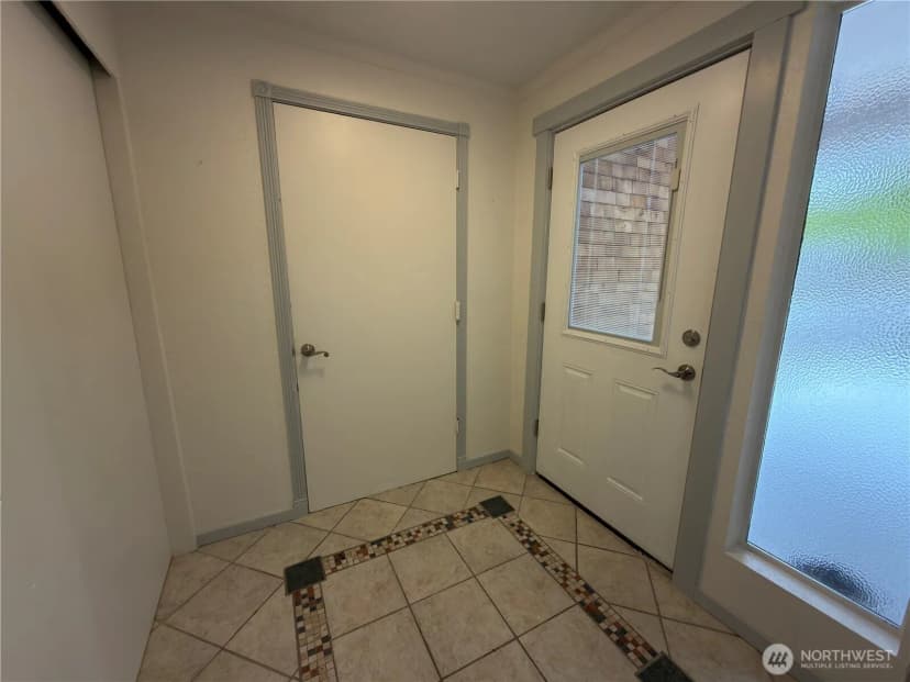Property photo for 826 N Beech Street, Port Angeles photo 5