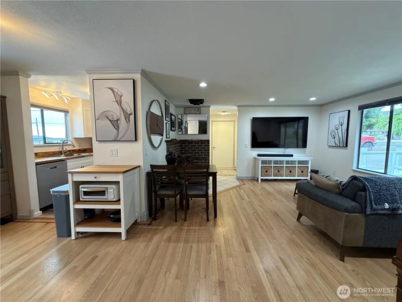 Property photo for 826 N Beech Street, Port Angeles photo 10