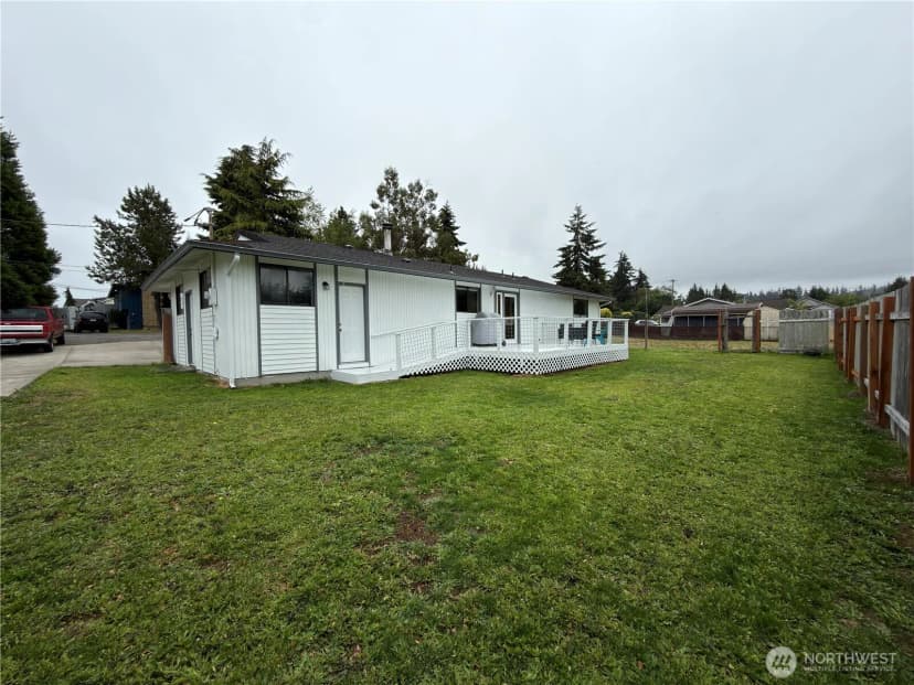 Property photo for 826 N Beech Street, Port Angeles photo 25