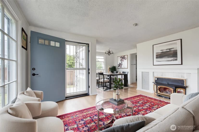 Property photo for 13504 35th Avenue S, Tukwila photo 5