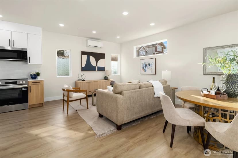 Property photo for 1411 Martin Luther King Jr Way, Seattle photo 4