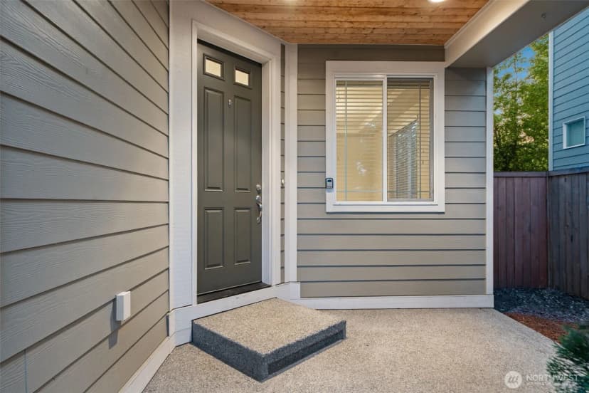 Property photo for 11320 Taylor Place, Gig Harbor photo 2