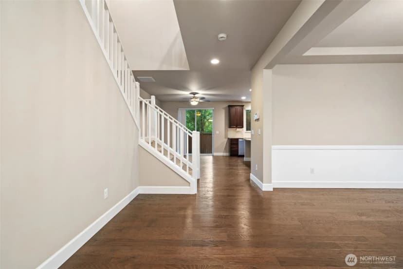 Property photo for 11320 Taylor Place, Gig Harbor photo 4