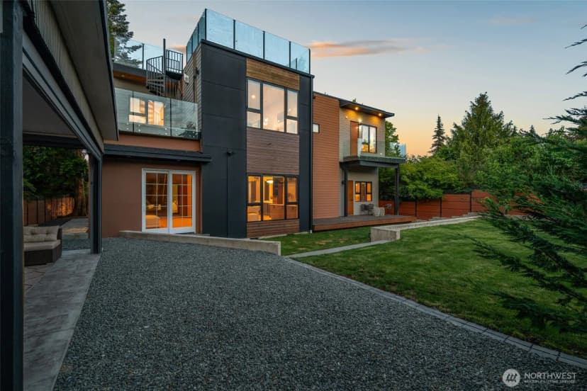 Property photo for 9741 132nd Avenue Ne, Kirkland photo 31
