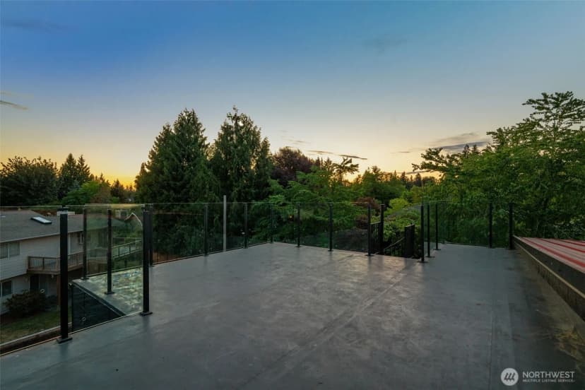 Property photo for 9741 132nd Avenue Ne, Kirkland photo 29