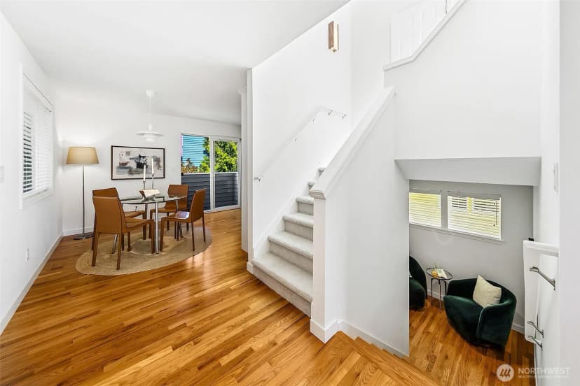 Property photo for 1426 18th Avenue #a, Seattle photo 15