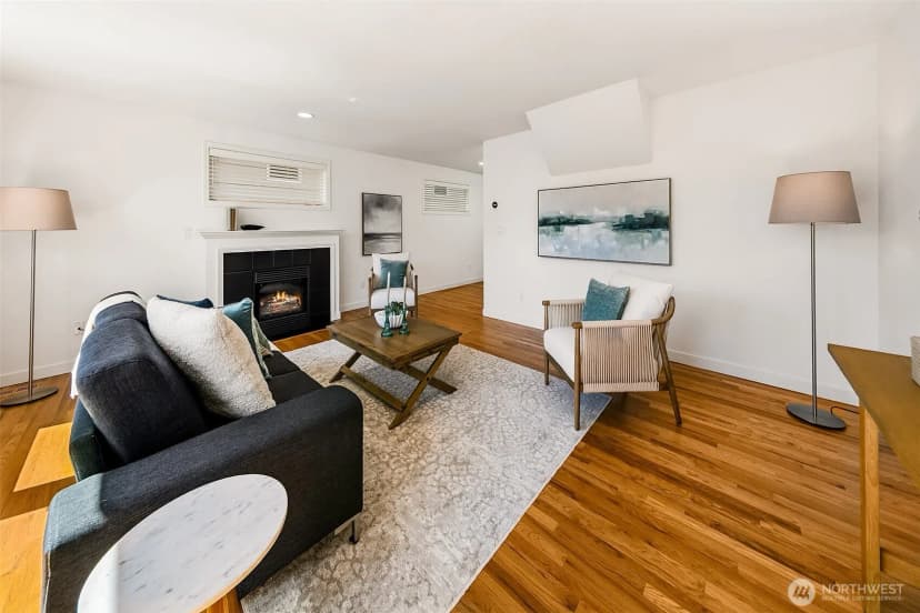 Property photo for 1426 18th Avenue #a, Seattle photo 5