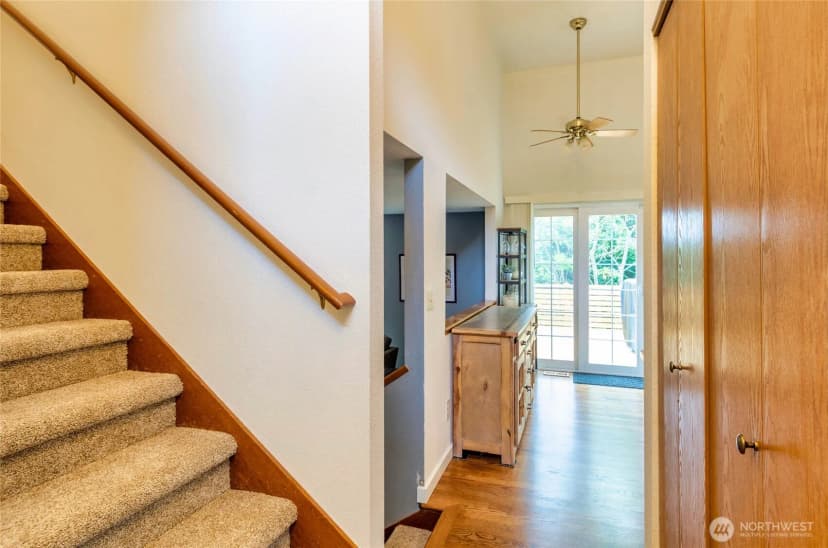 Property photo for 13936 Se 158th Street, Renton photo 13