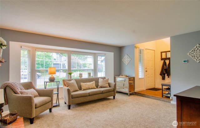 Property photo for 13936 Se 158th Street, Renton photo 3