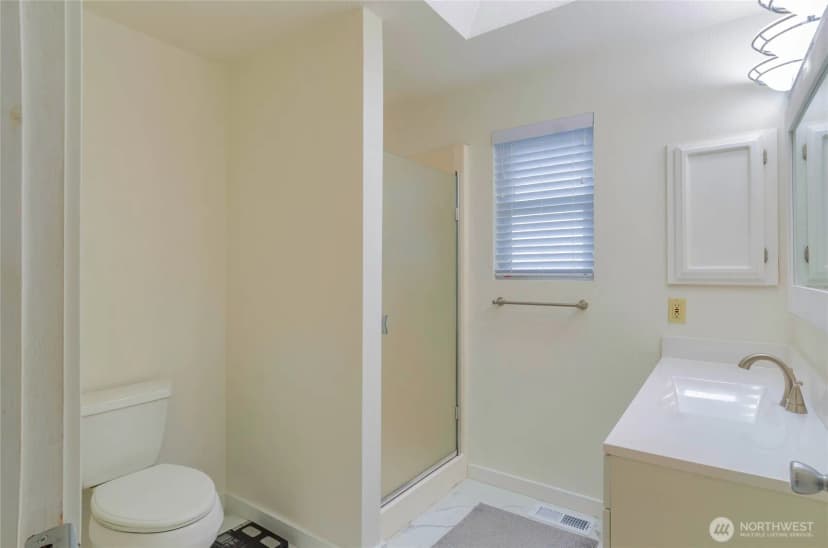 Property photo for 13936 Se 158th Street, Renton photo 16