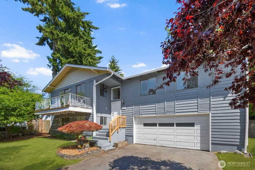 Property photo for 25327 33rd Place S, Kent photo 2