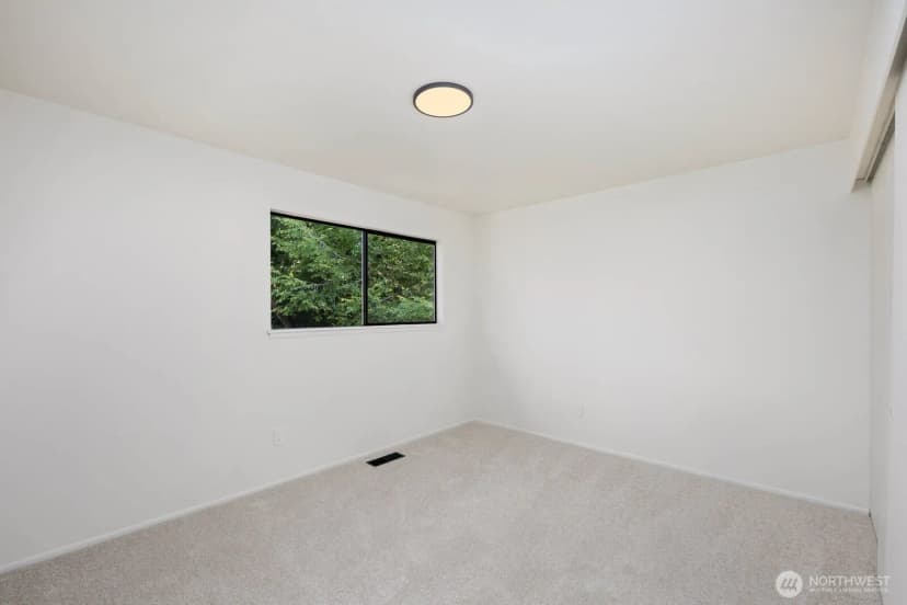 Property photo for 25327 33rd Place S, Kent photo 14