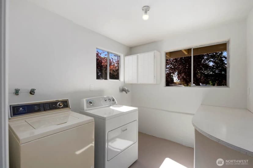 Property photo for 25327 33rd Place S, Kent photo 19