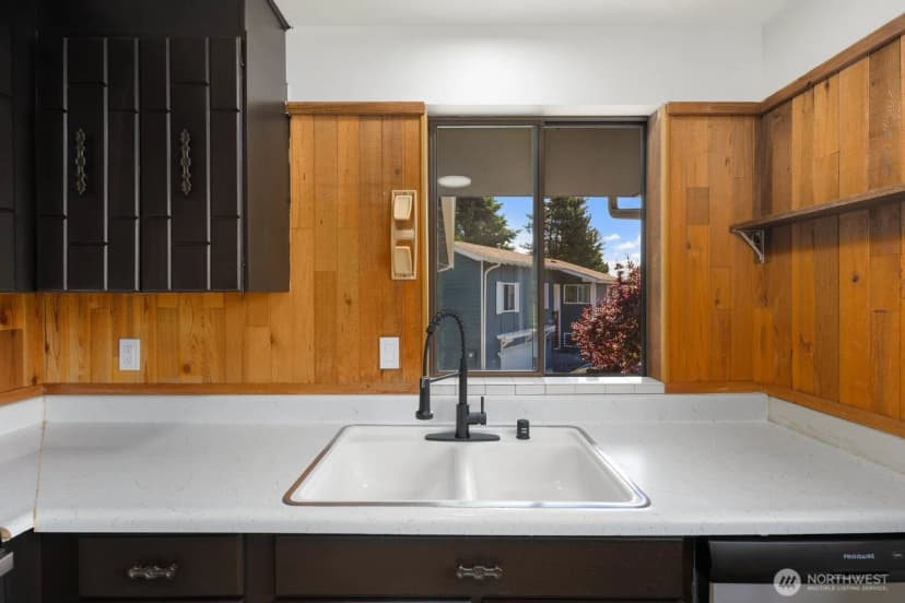 Property photo for 25327 33rd Place S, Kent photo 8