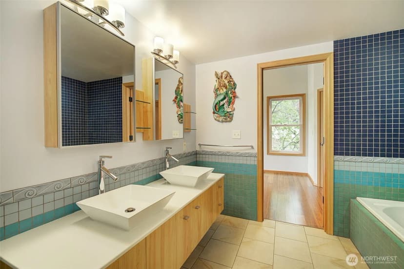 Property photo for 11546 84th Avenue Ne, Kirkland photo 25