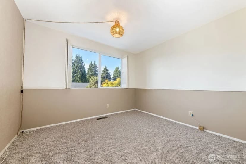Property photo for 12705 Se 74th Street, Newcastle photo 18