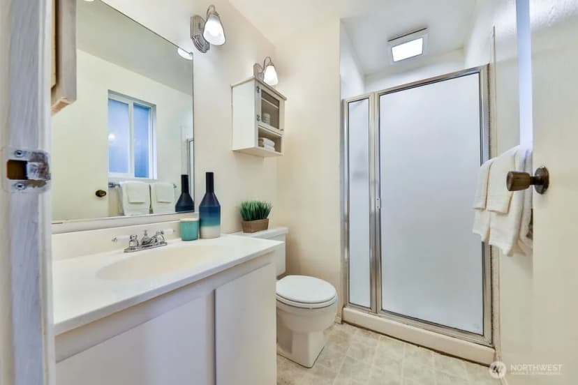 Property photo for 12705 Se 74th Street, Newcastle photo 15