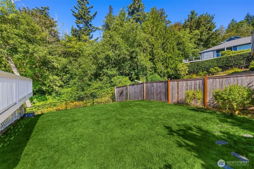 Property photo for 17725 Baywatch Court Ne, Poulsbo photo 30
