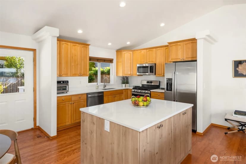Property photo for 17725 Baywatch Court Ne, Poulsbo photo 15