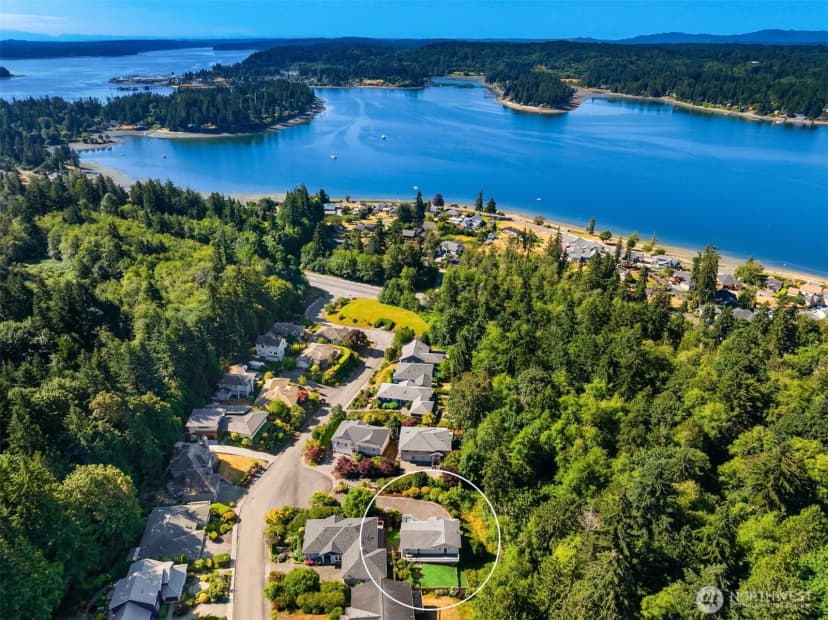 Property photo for 17725 Baywatch Court Ne, Poulsbo photo 34