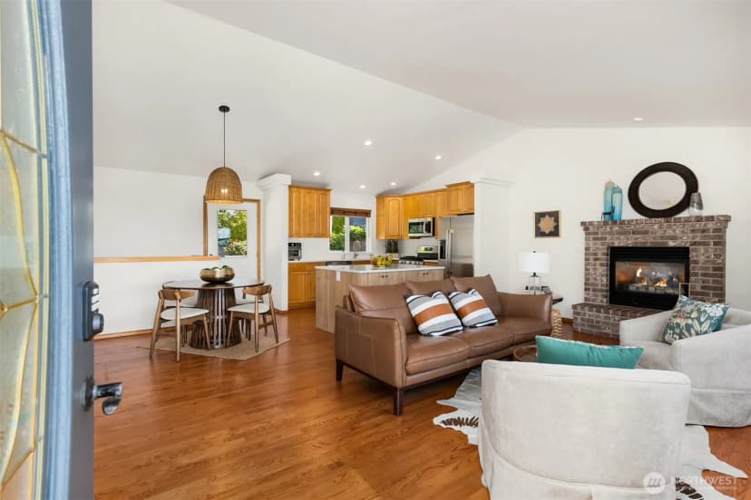 Property photo for 17725 Baywatch Court Ne, Poulsbo photo 12