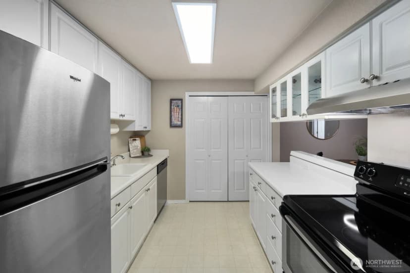 Property photo for 9494 Redmond Woodinville Road Ne #b102, Redmond photo 21