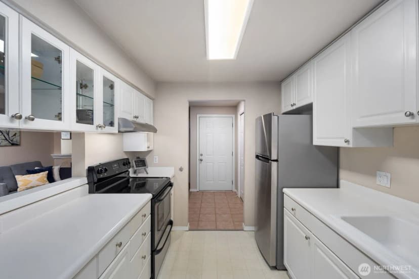 Property photo for 9494 Redmond Woodinville Road Ne #b102, Redmond photo 15