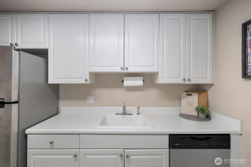 Property photo for 9494 Redmond Woodinville Road Ne #b102, Redmond photo 16