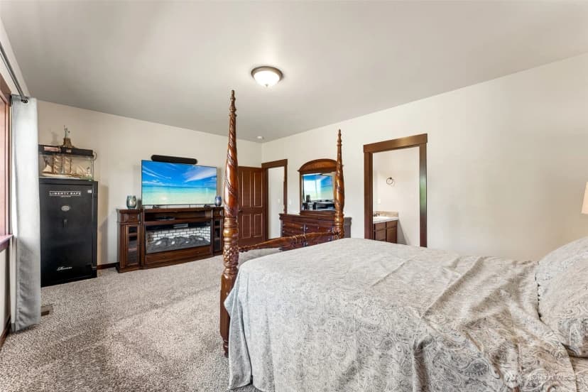 Property photo for 13903 Solberg Road Se, Yelm photo 18