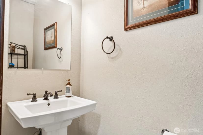 Property photo for 13903 Solberg Road Se, Yelm photo 24