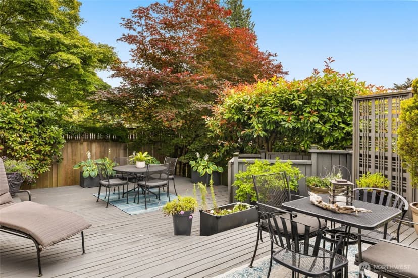 Property photo for 2729 38th Avenue Sw, Seattle photo 9