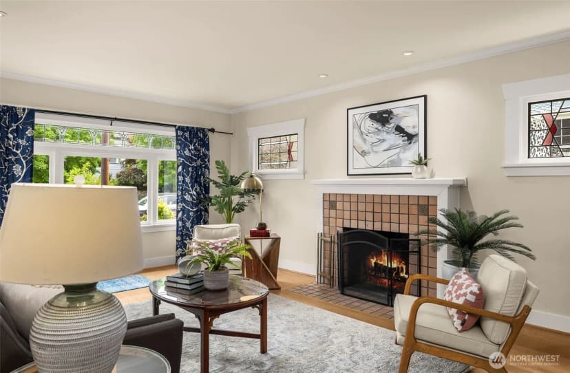 Property photo for 2729 38th Avenue Sw, Seattle photo 13
