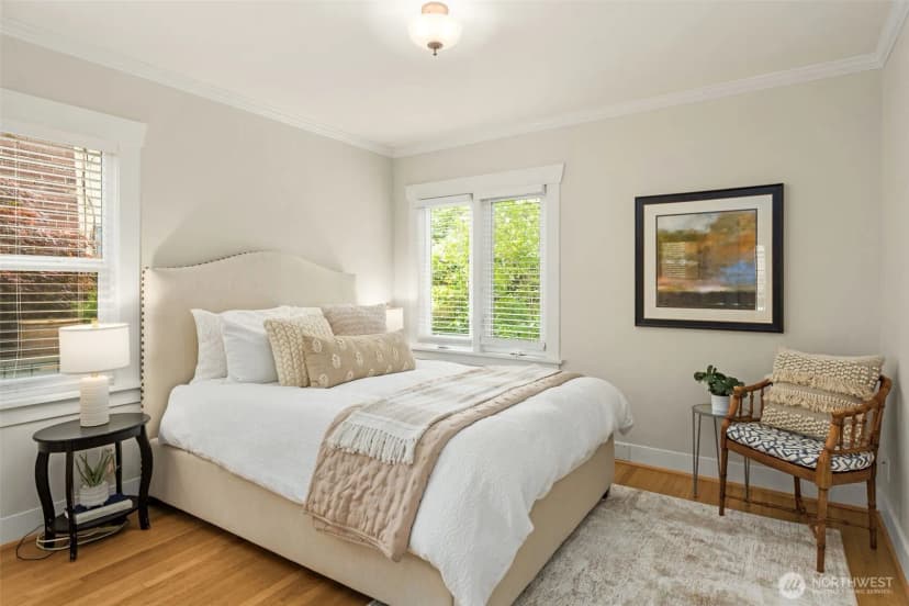 Property photo for 2729 38th Avenue Sw, Seattle photo 17