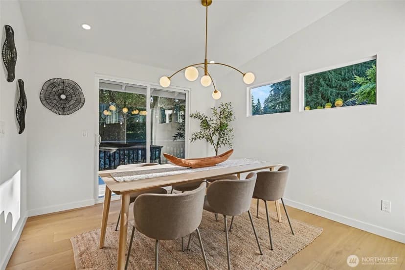Property photo for 6560 W Mercer Way, Mercer Island photo 8