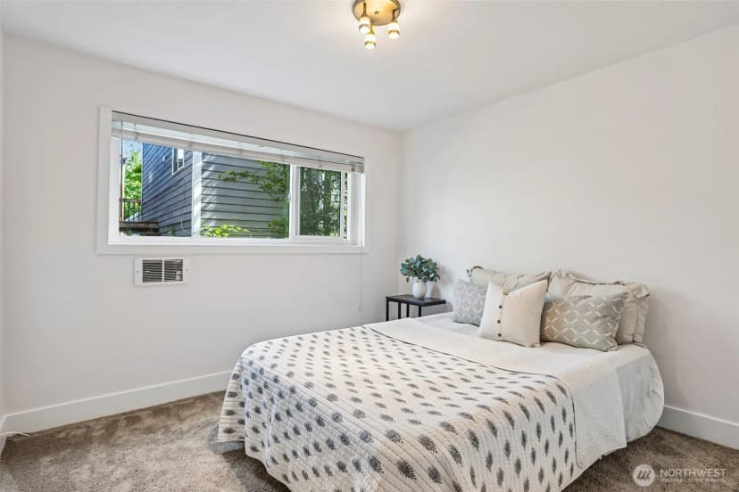 Property photo for 8354 11th Avenue Nw #5, Seattle photo 14