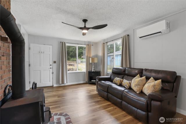 Property photo for 6166 Bethel Road Se, Port Orchard photo 4