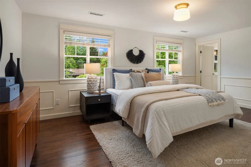 Property photo for 4712 90th Avenue Se, Mercer Island photo 27