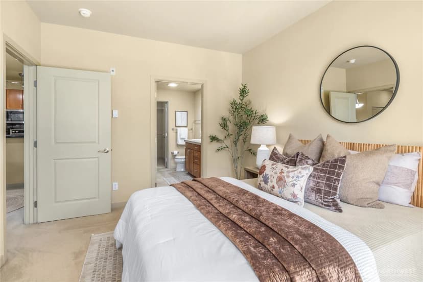 Property photo for 150 102nd Avenue Se #205, Bellevue photo 10
