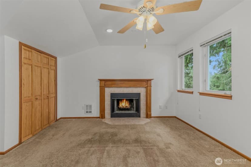 Property photo for 390 E Lakeshore Drive, Shelton photo 10