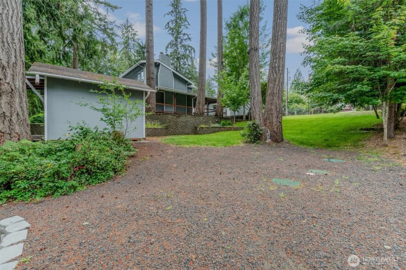 Property photo for 390 E Lakeshore Drive, Shelton photo 18
