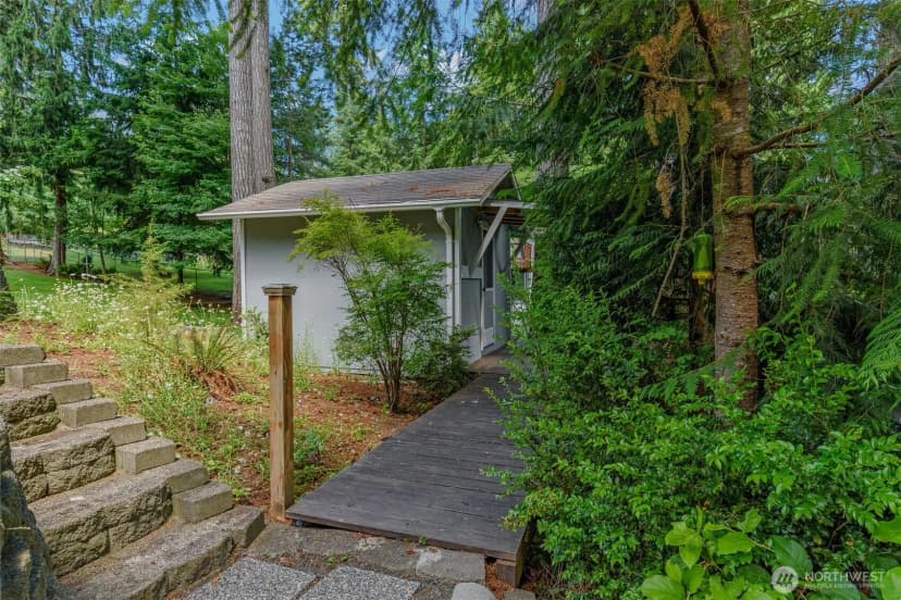 Property photo for 390 E Lakeshore Drive, Shelton photo 32