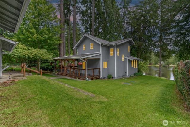 Property photo for 390 E Lakeshore Drive, Shelton photo 2