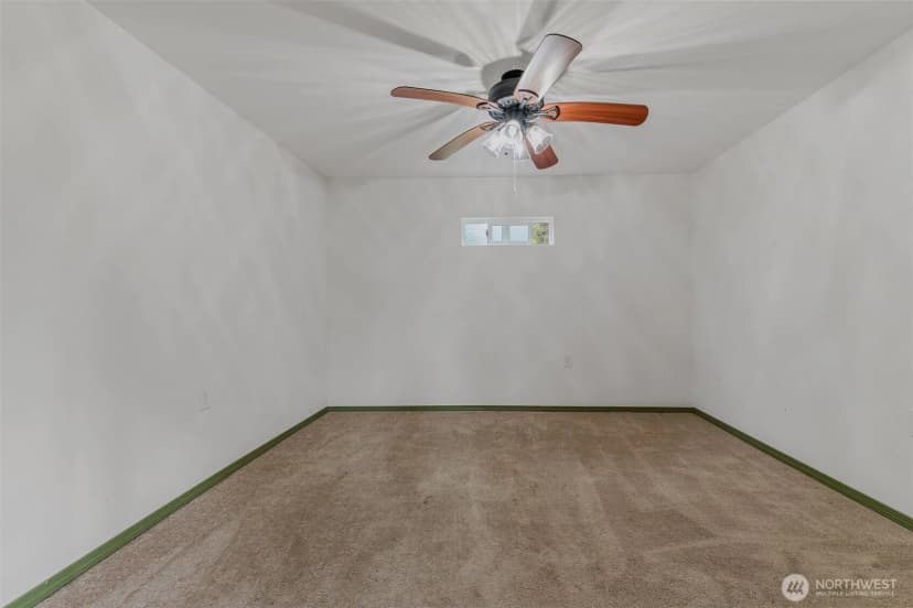 Property photo for 390 E Lakeshore Drive, Shelton photo 9