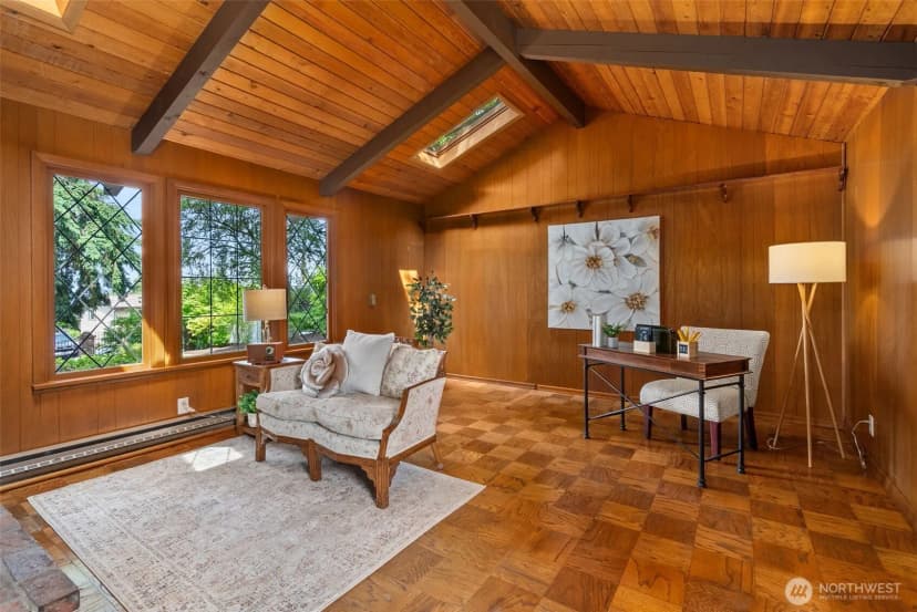 Property photo for 15440 22nd Ave Sw, Burien photo 10