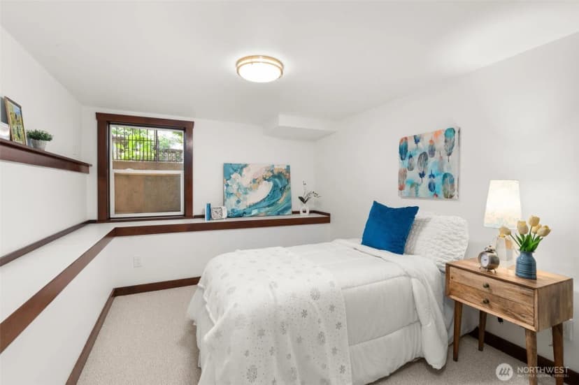 Property photo for 15440 22nd Ave Sw, Burien photo 31