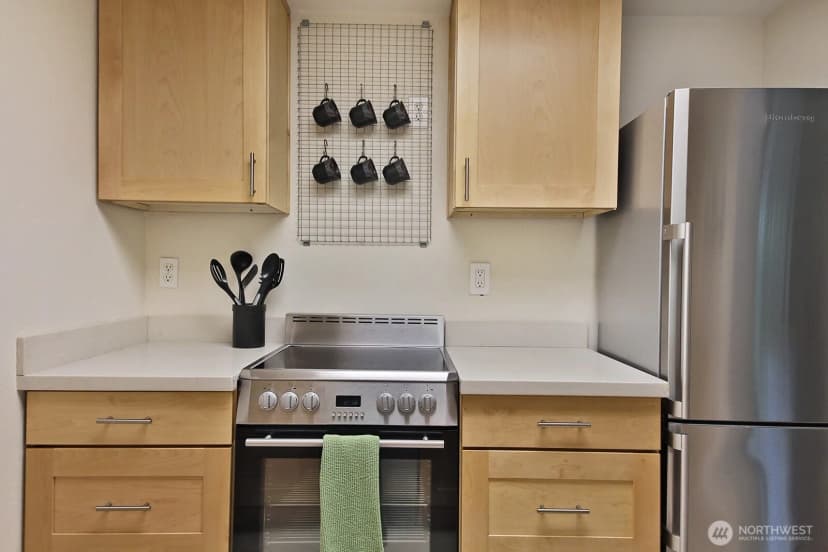 Property photo for 137 4th Street #a2, Langley photo 9